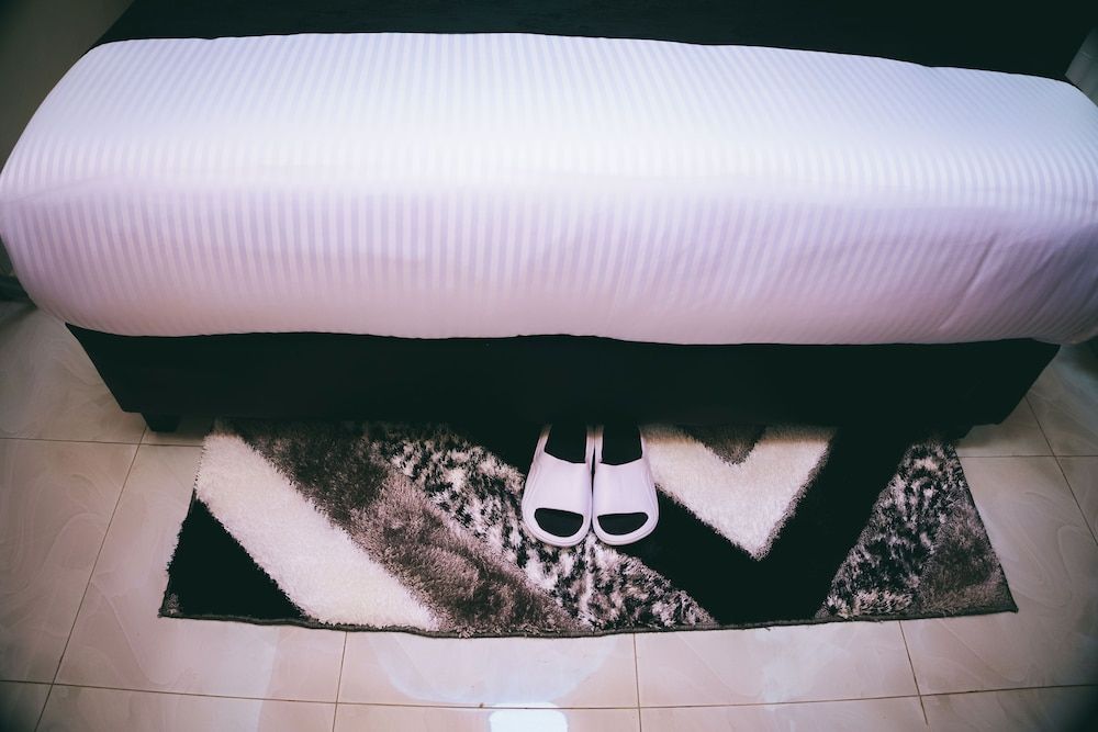 One Click Apartment Standard Single Room, Balcony, City View 3