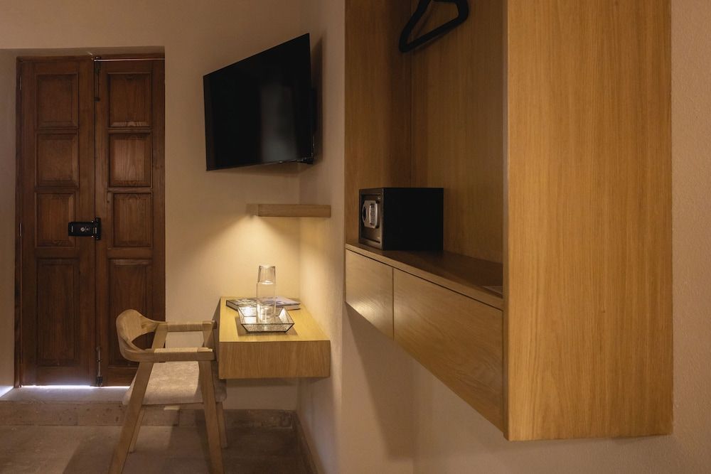 Orchid House Coyoacán Standard Room 6