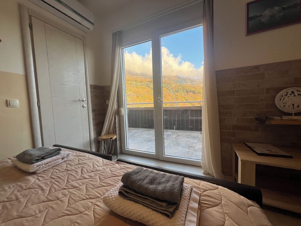 Mahakala Center Panoramic Double Room Single Use, Balcony, Mountain View 16