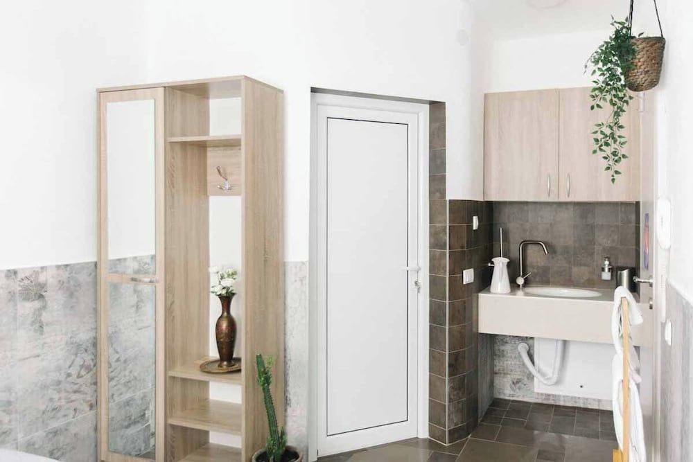 Mahakala Center Standard Twin Room, Air conditioning 14