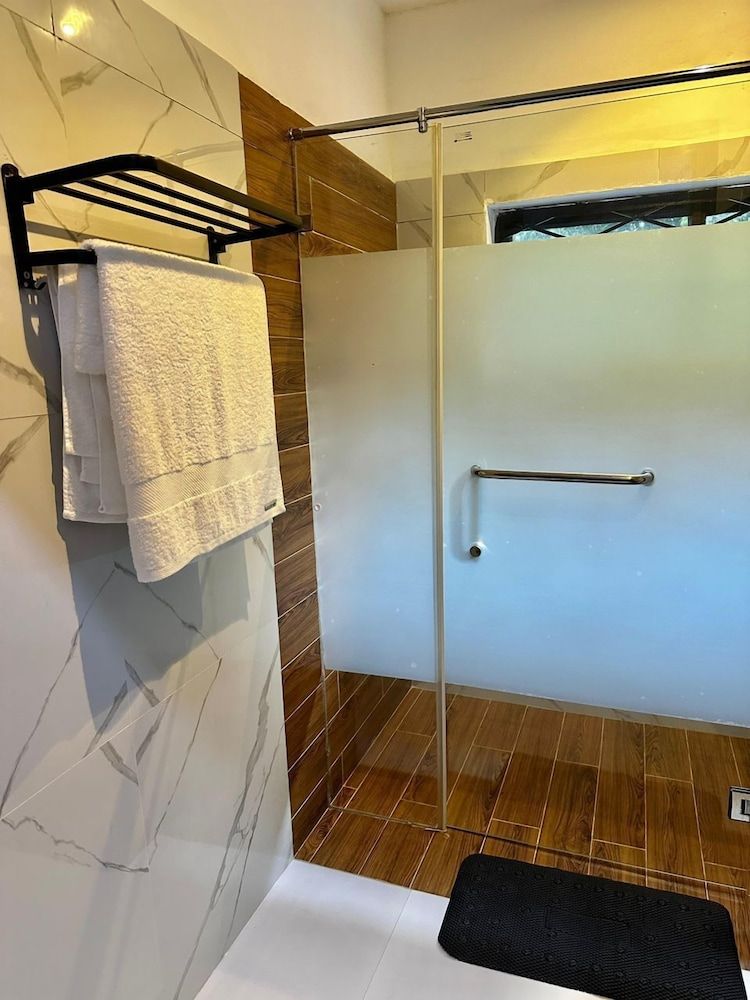 3 bedroom apartment Classic Double Room, City View 14