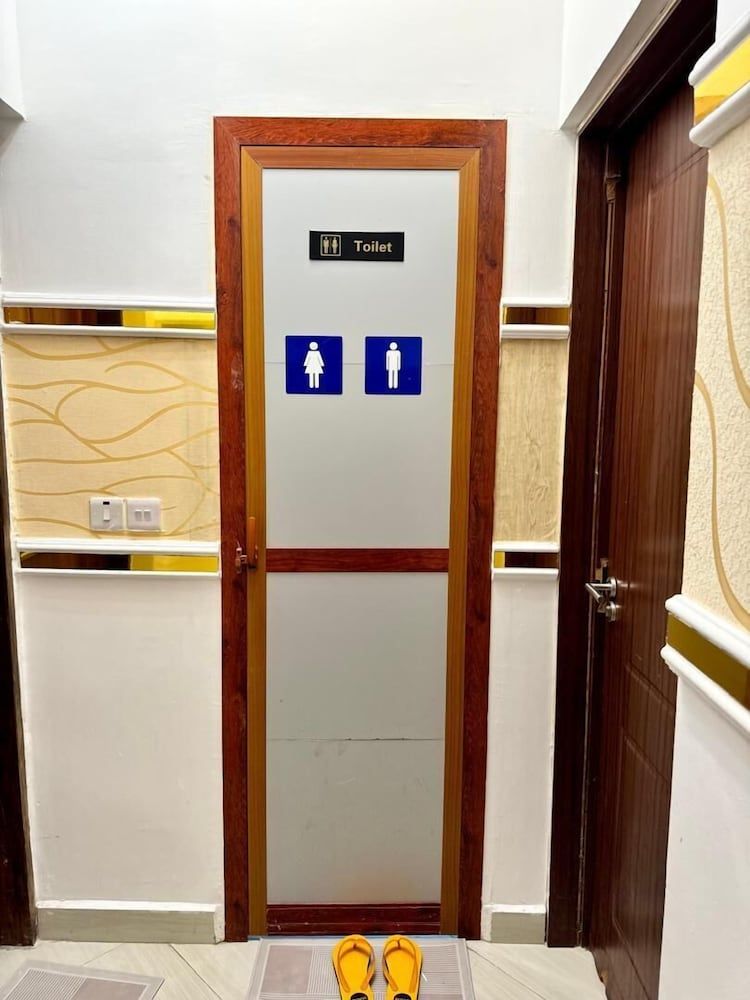 3 bedroom apartment Deluxe Apartment, City View 18