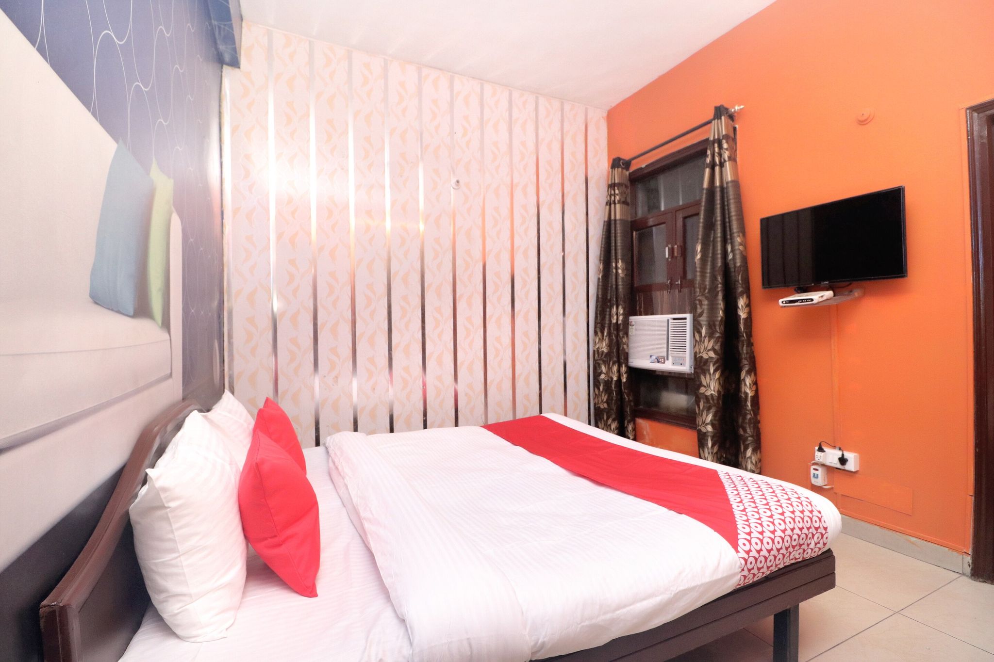 Hotel O Samrat Classic 8