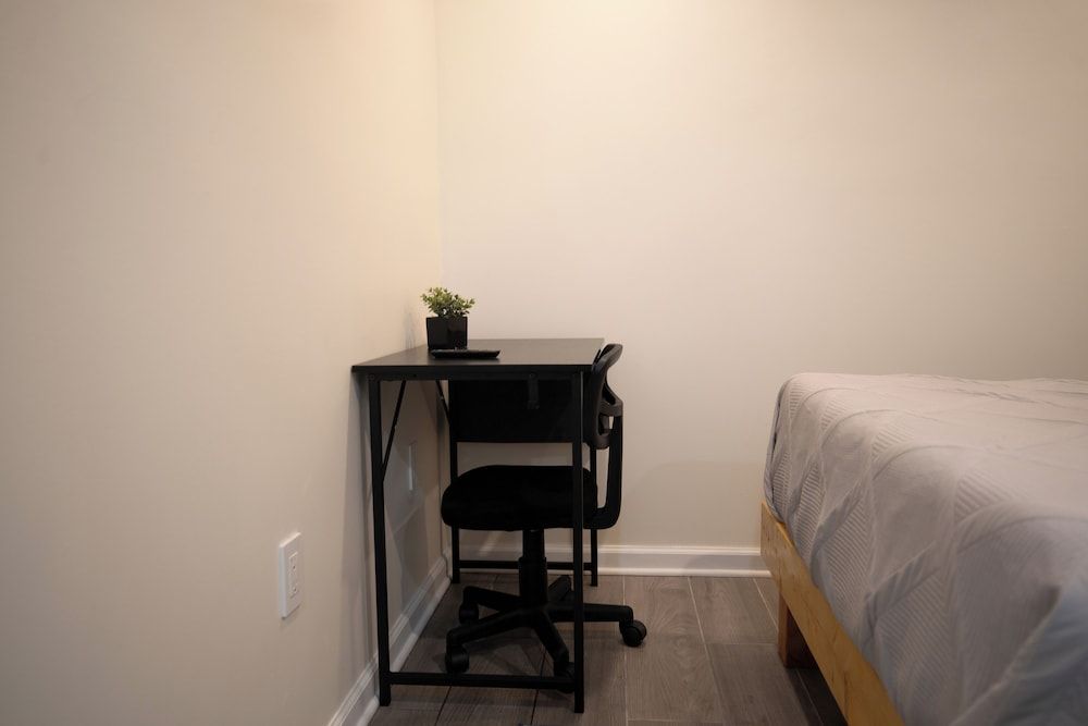 Diamond Suites Philadelphia Center Basic Studio Suite 5