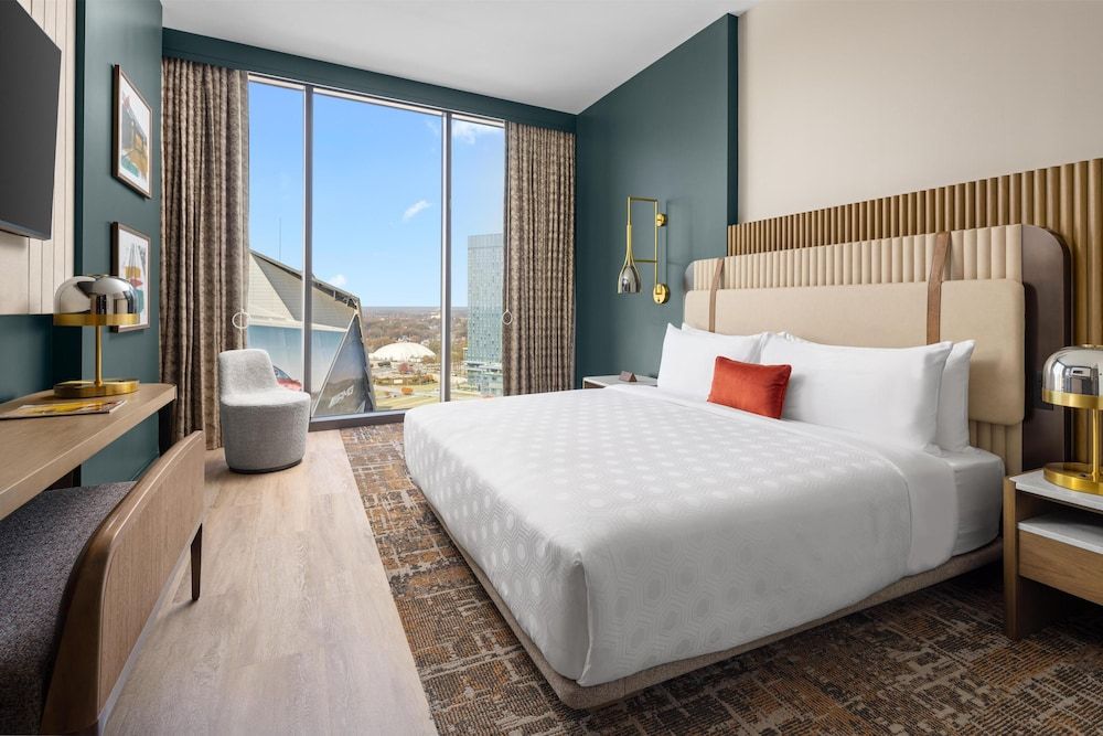 Hotel Phoenix Atlanta Deluxe Stadium King 4