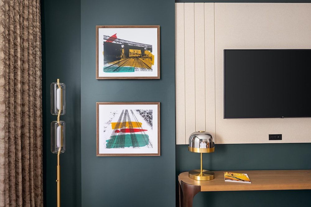 Hotel Phoenix Atlanta Premier Stadium Connector 8