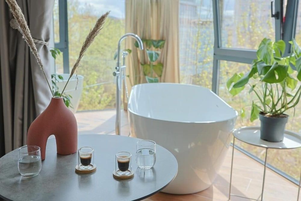 Moonlight Apartments Tirana Deluxe Double Room, City View 5