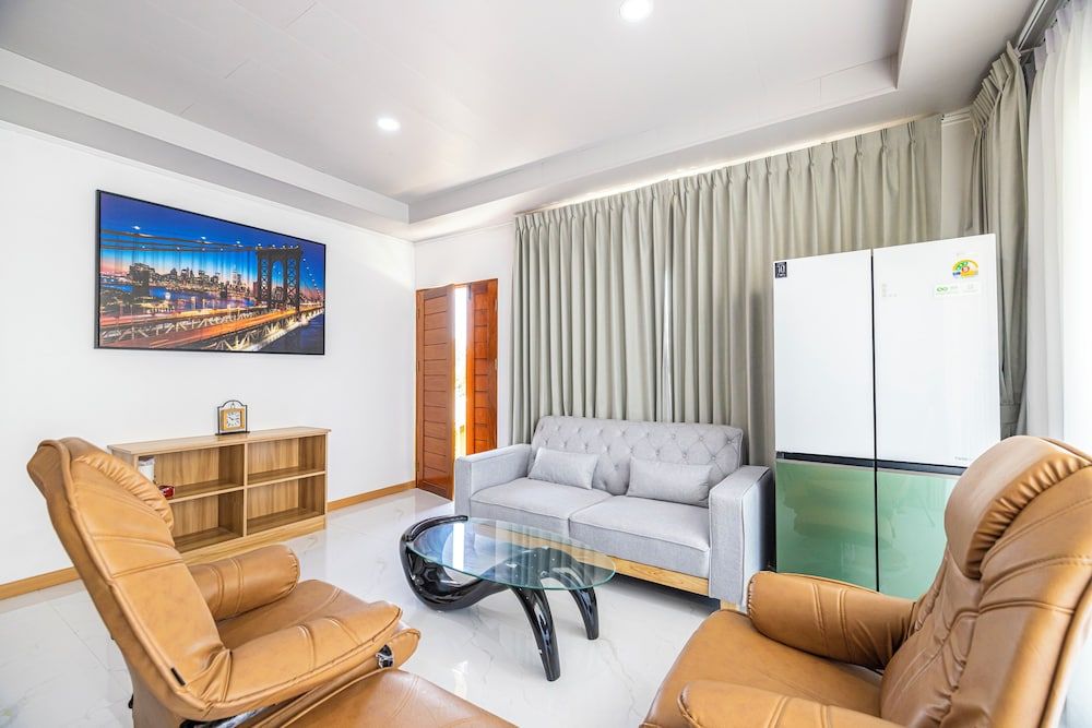 Tongtong Garden Holiday Hotel Family Triple Room, Balcony, Resort View 9