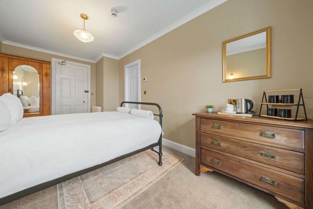 Cuilcheanna House B&B Double Room, Lake View (Skye) 2