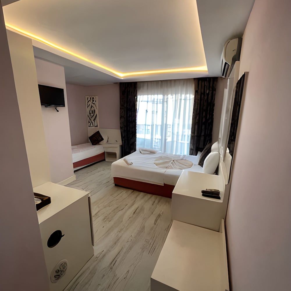 Beachway Hotel Side Standard Room 2