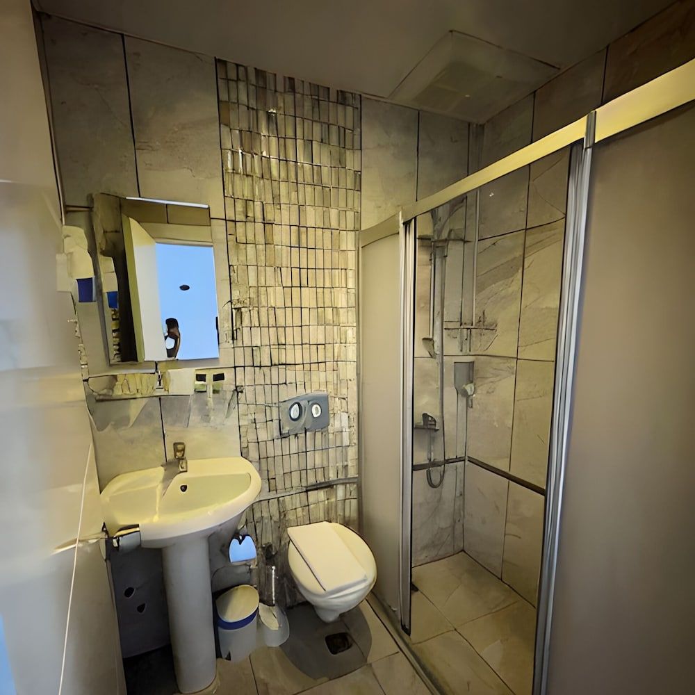 Beachway Hotel Side Standard Room 7