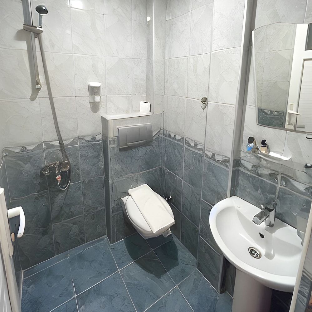 Beachway Hotel Side Economy Room 7