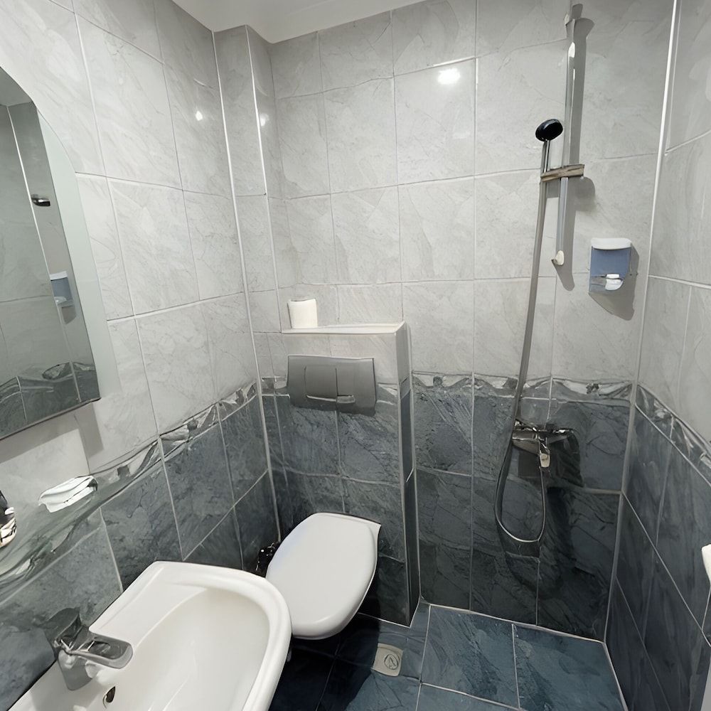 Beachway Hotel Side Standard Room 9