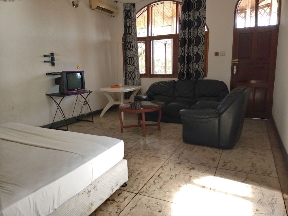 Emerald House Standard Double Room, 1 King Bed 2