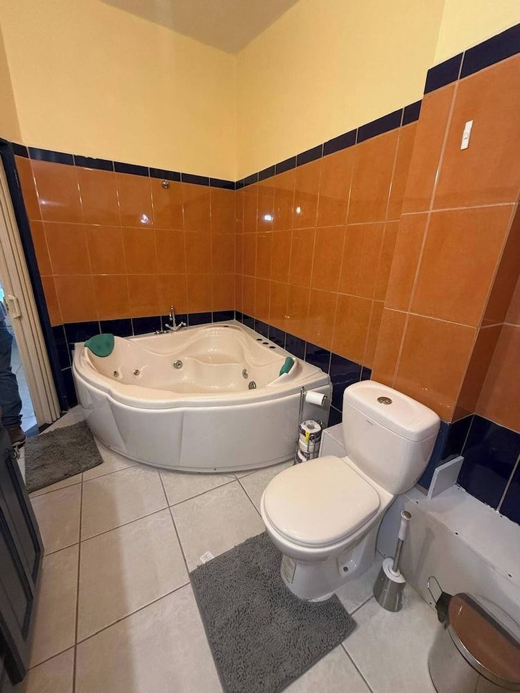 Charming Studio in Port of Spain With Pool Access Studio, 1 Bedroom, Smoking, Balcony 5