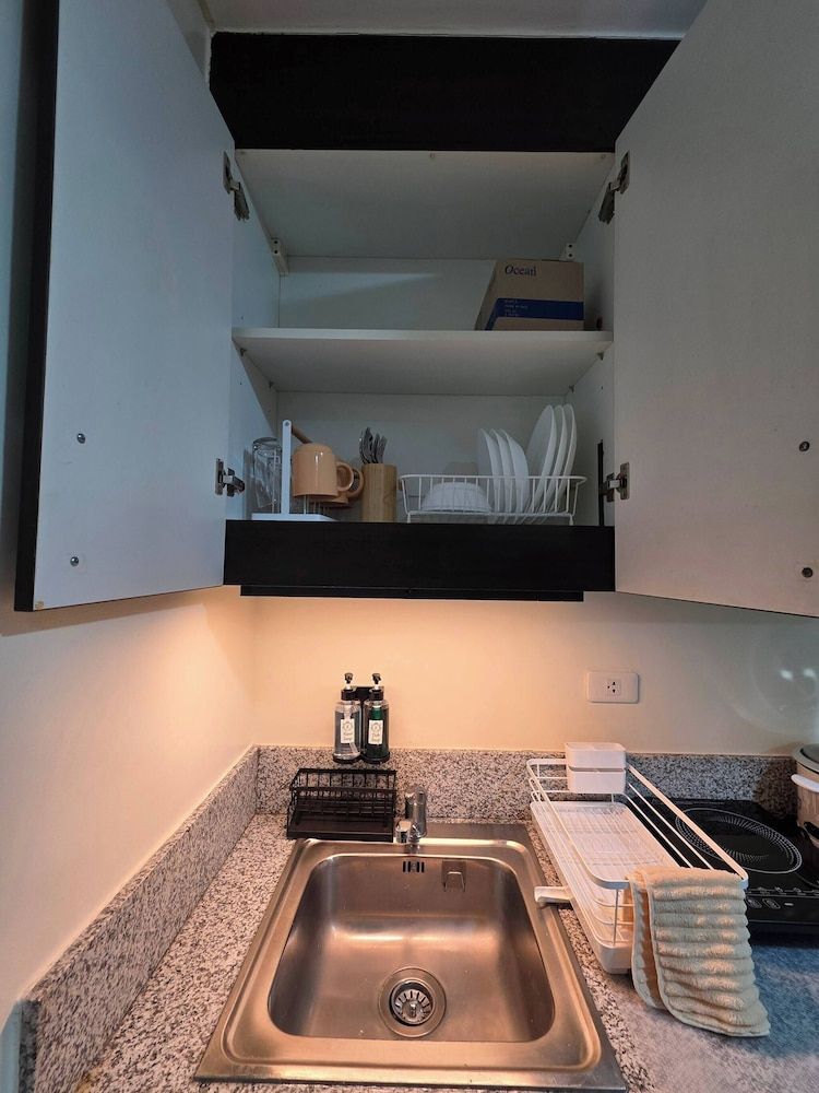 Pioneerwoodlands Mandaluyong Studio Unit Condo, 1 Bedroom, Accessible 12