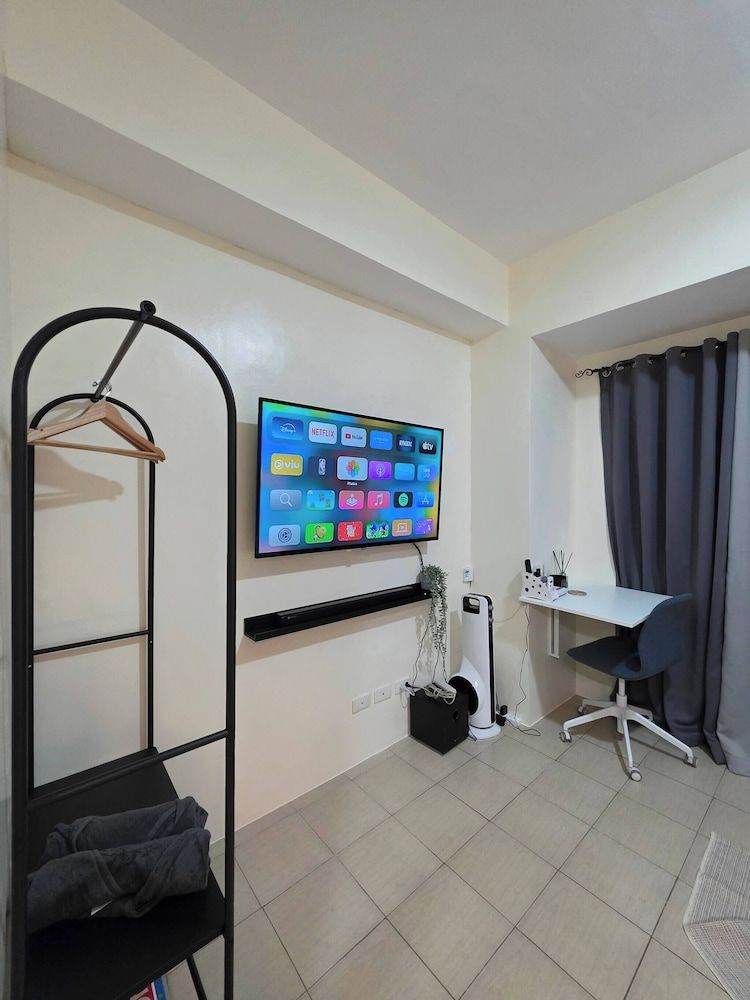 Pioneerwoodlands Mandaluyong Studio Unit Condo, 1 Bedroom, Accessible 19