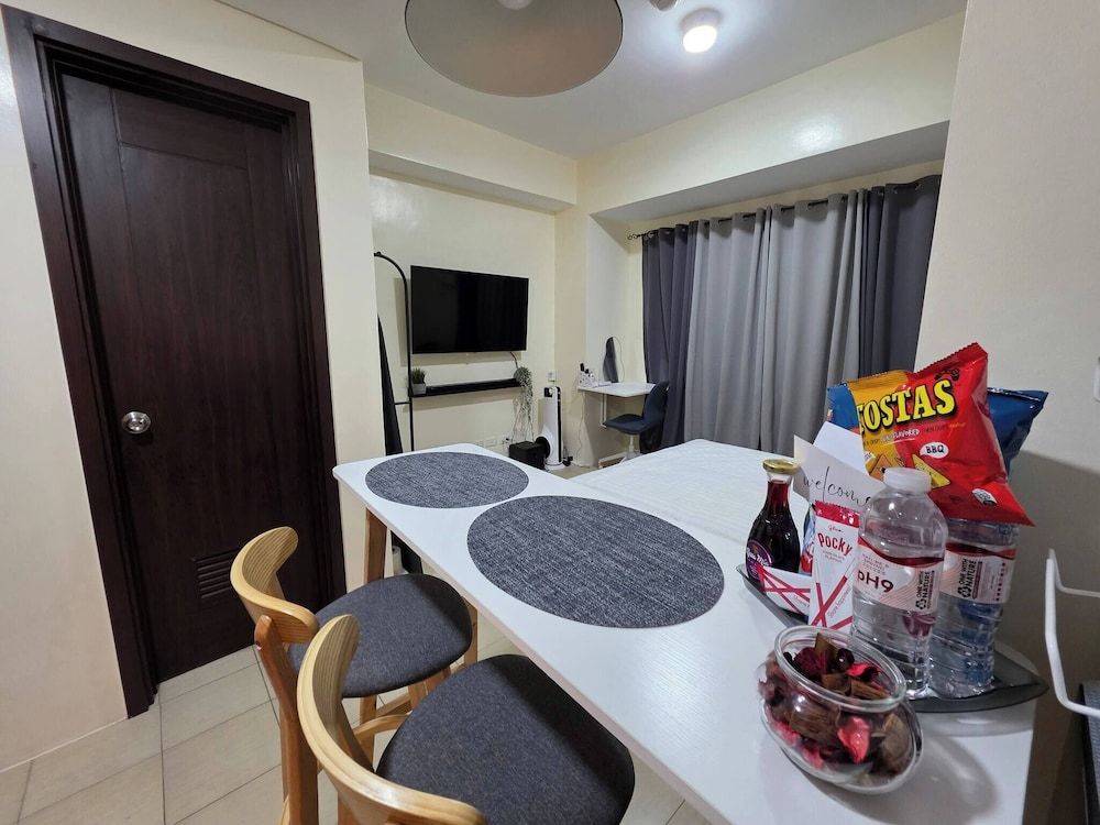 Pioneerwoodlands Mandaluyong Studio Unit Condo, 1 Bedroom, Accessible 20