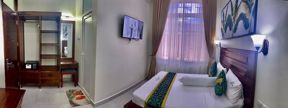 MEGA Lodge Standard Single Room 4