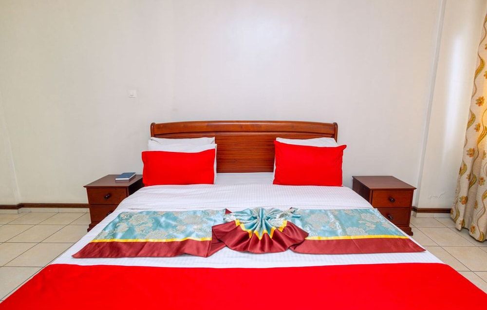 Altis Apartments Family Apartment, 1 King Bed, Balcony, Hill View 4