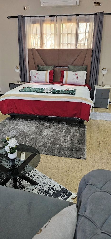 TumTowa Luxury Superior Double Room, Executive Level 3