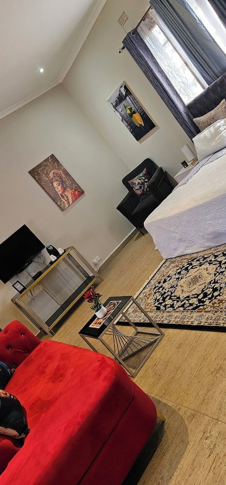 TumTowa Luxury Superior Double Room, Executive Level 5