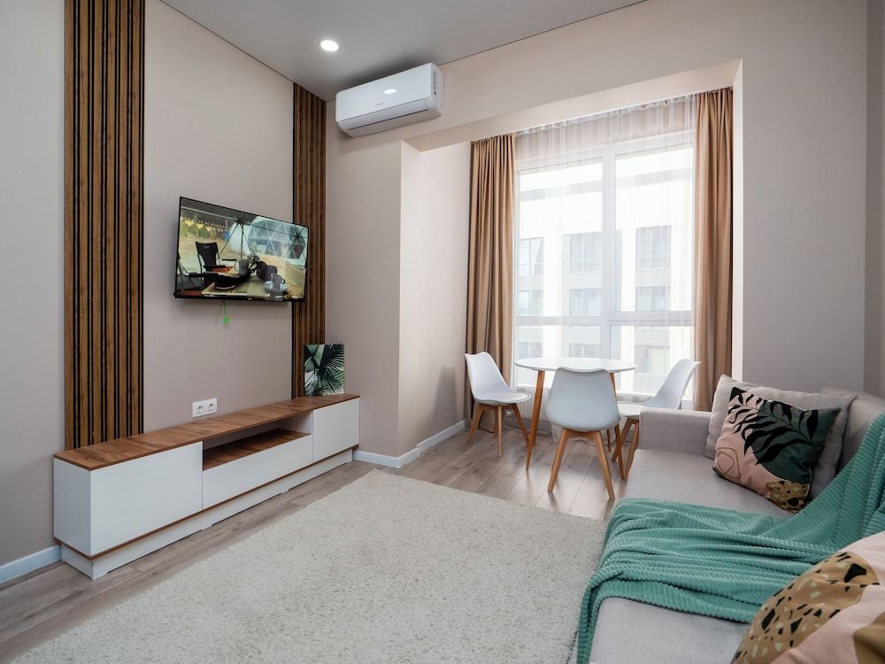 Business Aparts near MEGA Almaty Comfort Apartment, 1 King Bed with Sofa bed, Mountain View 4