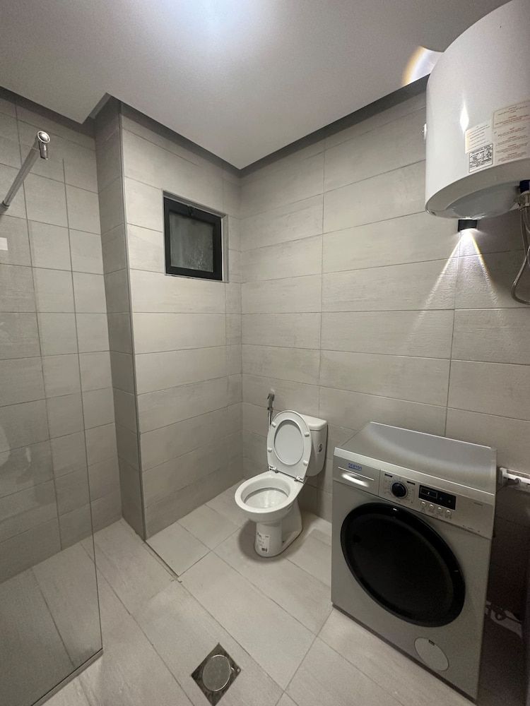 Cozy Home Near All Services 20 Apartment, 2 Bedrooms, Accessible, Smoking 11