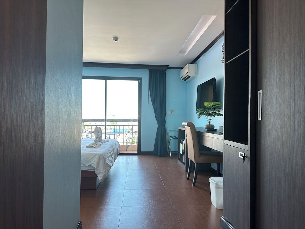 MEIDUO Selected Resort Pool Hotel Superior Studio Suite, City View 16