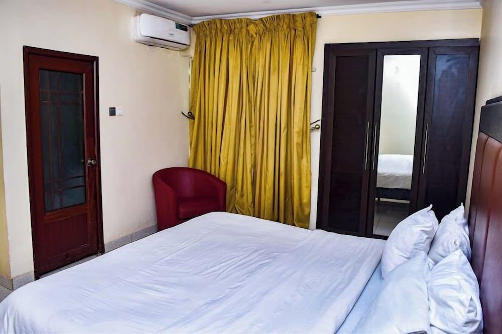 CANDOW HOTEL Economy Room, Balcony, City View