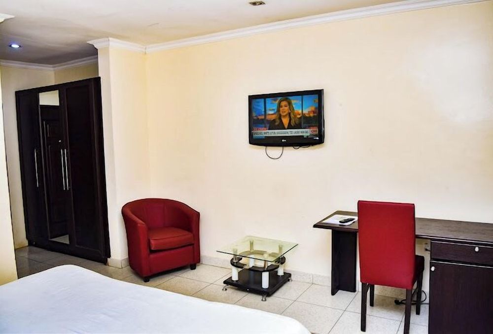 CANDOW HOTEL Economy Room, Balcony, City View 14