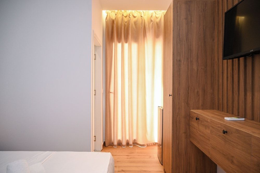 VILA AARON Double Room, Balcony 21