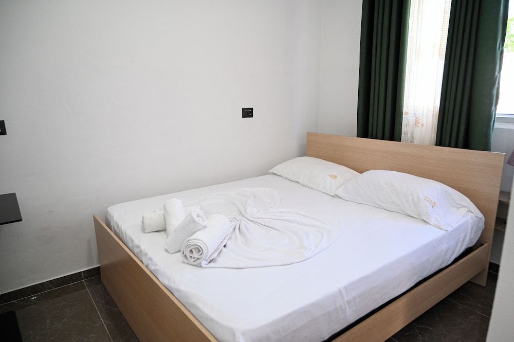 VILA AARON Double Room 2