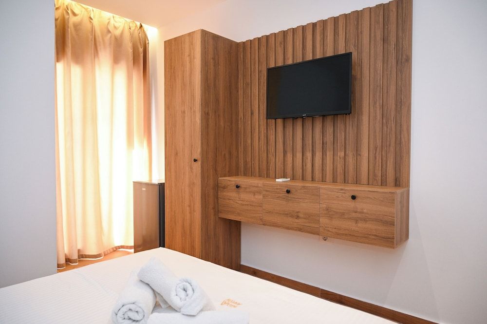 VILA AARON Double Room, Balcony 20