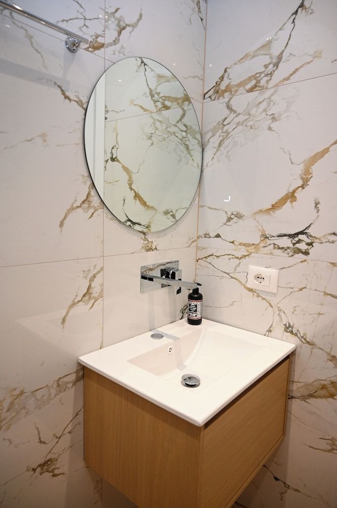 VILA AARON Double Room, Balcony 17