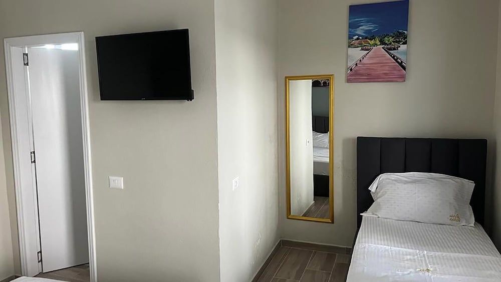 VILA AARON Triple Room, Kitchen 3