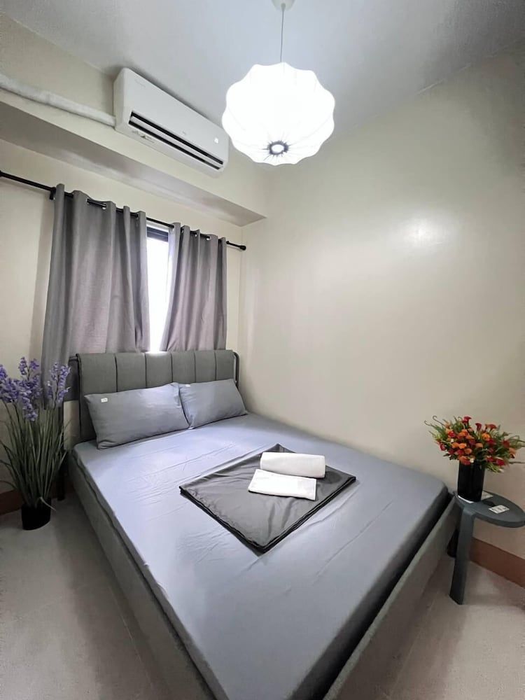 SHORE 3 RESIDENCES Comfort Condo, 1 Bedroom, Balcony, Pool View 36