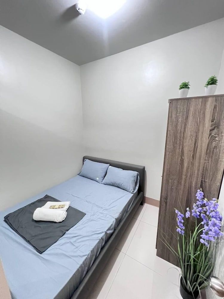 SHORE 3 RESIDENCES Comfort Condo, 1 Bedroom, Balcony, Pool View 57