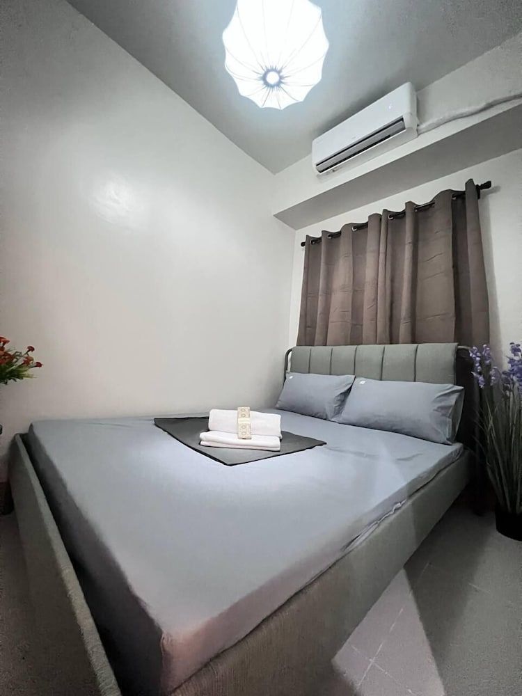 SHORE 3 RESIDENCES Comfort Condo, 1 Bedroom, Balcony, Pool View 64