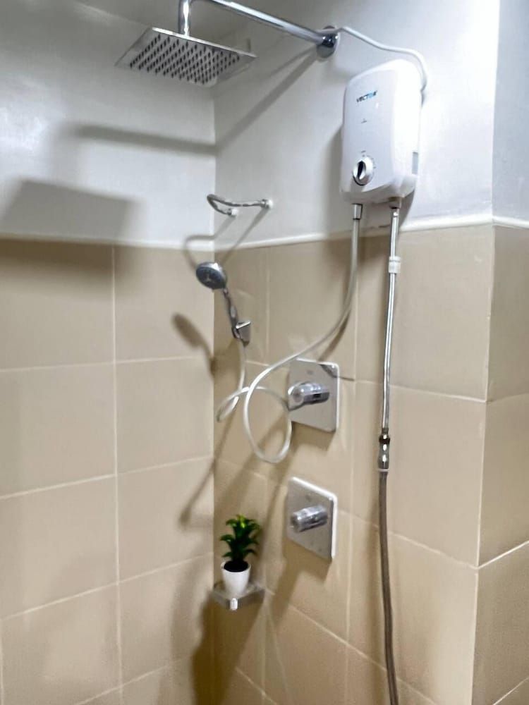 SHORE 3 RESIDENCES Comfort Condo, 1 Bedroom, Balcony, Pool View 197