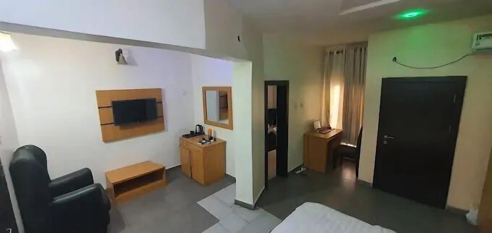 Sonamoni  Hotel Deluxe Room, Balcony, City View 5