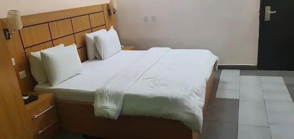 Sonamoni  Hotel Deluxe Room, Balcony, City View 3