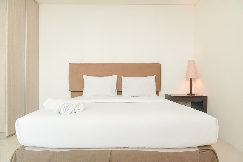 Cozy 2Br At Kemang Village Apartment