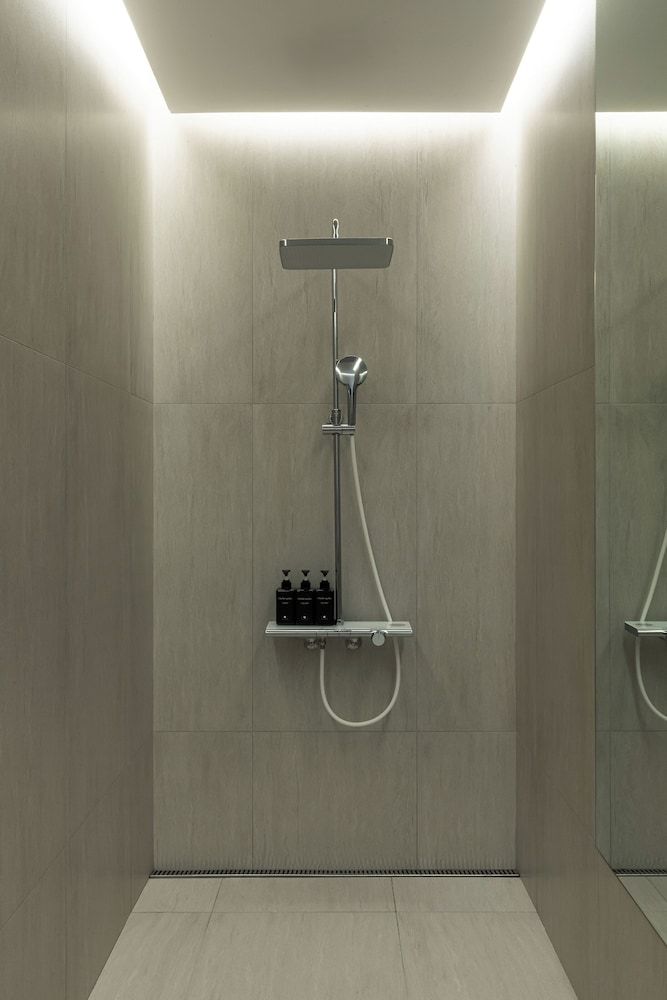 UniIsland The SpaVille Deluxe Spa Family Twin Room 4