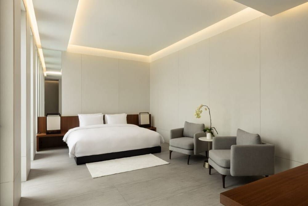 UniIsland The SpaVille Spa Suite 2