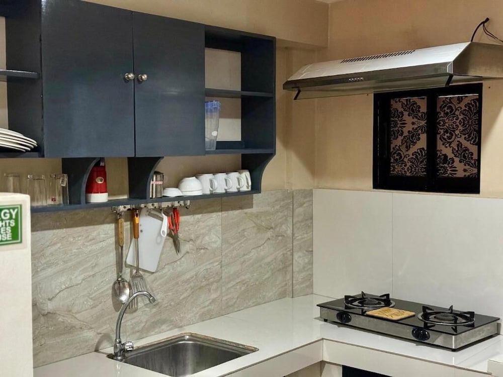 Dantes Hideaway Standard Double Room 5