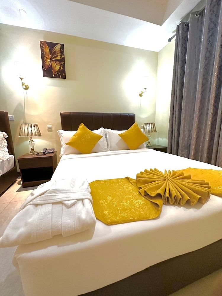 Kijichi Gateway Hotel Deluxe Twin Room