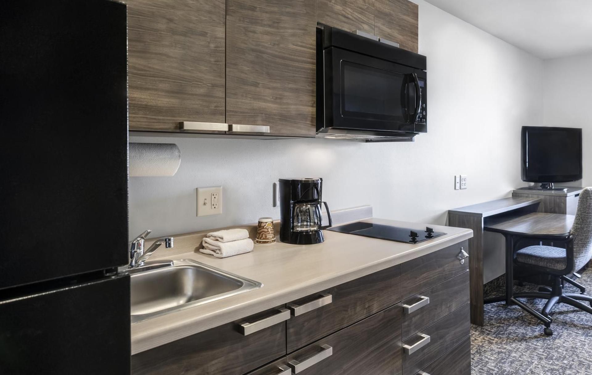 My Place Hotel-Phoenix East Mesa AZ Queen Room with Two Queen Beds 3