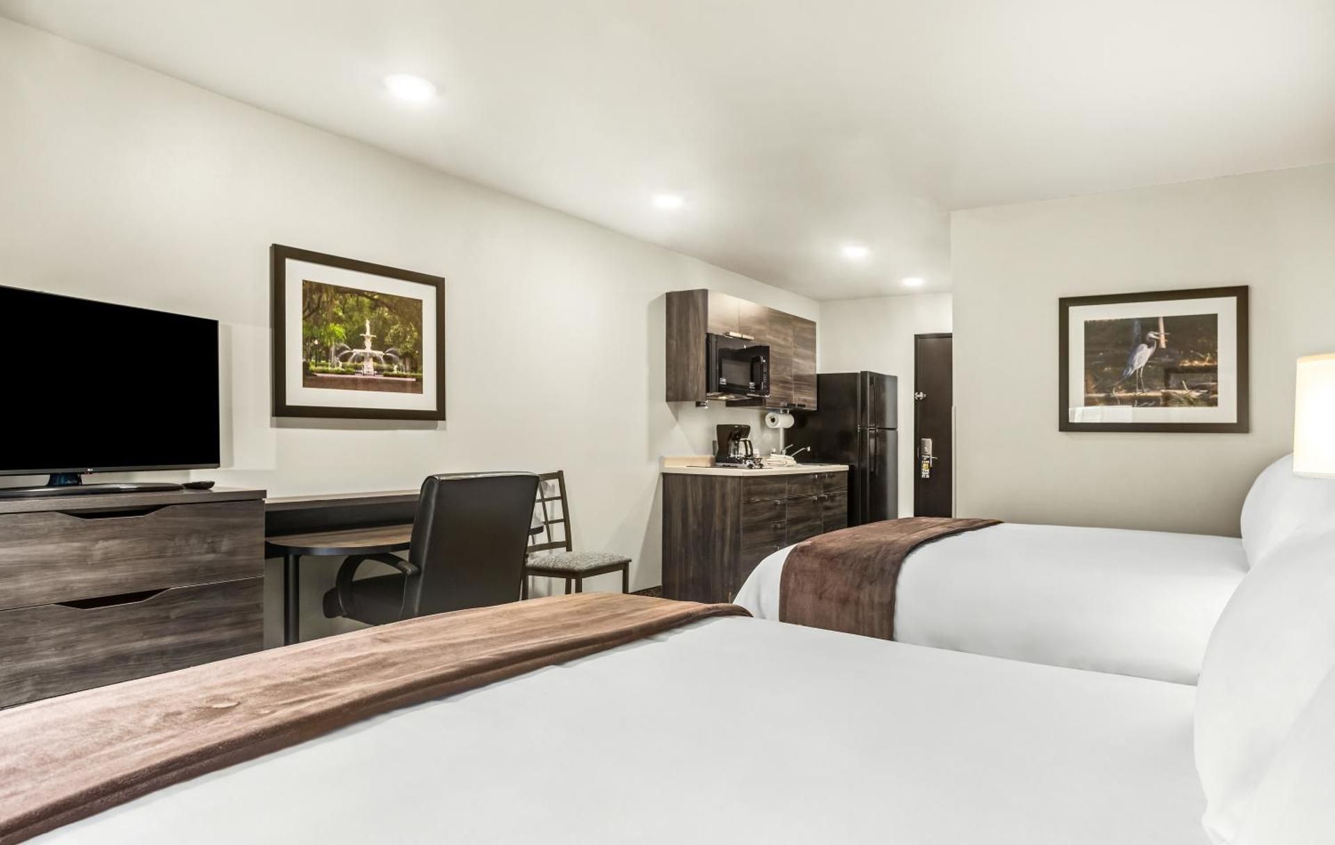 My Place Hotel-Phoenix East Mesa AZ Queen Room with Two Queen Beds