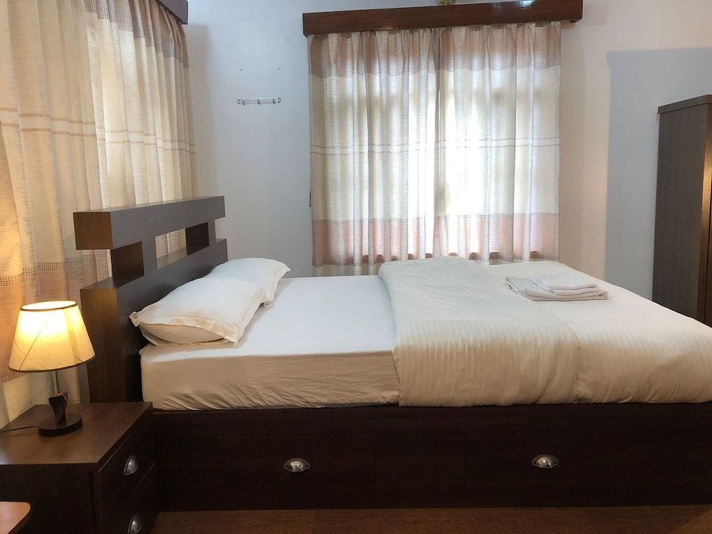 Thamel Apartment Thamel 5 min Walk 1bhk 3rd Floor Studio, 1 Bedroom, Balcony 6